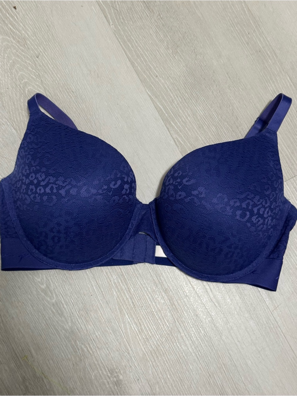 PINK Victoria's Secret Navy Leopard Jacquard Wear Everywhere‎ Push Up Bra